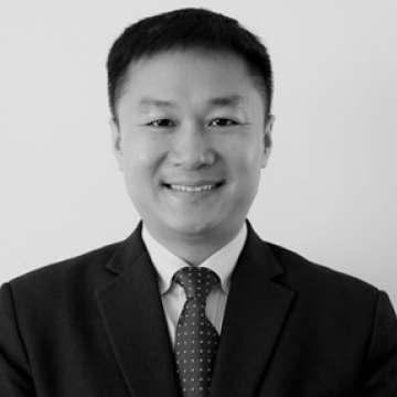 Headshot of Junhong Chen, Crown Family Professor of Molecular Engineering and Lead Water Strategist at Argonne National Laboratory